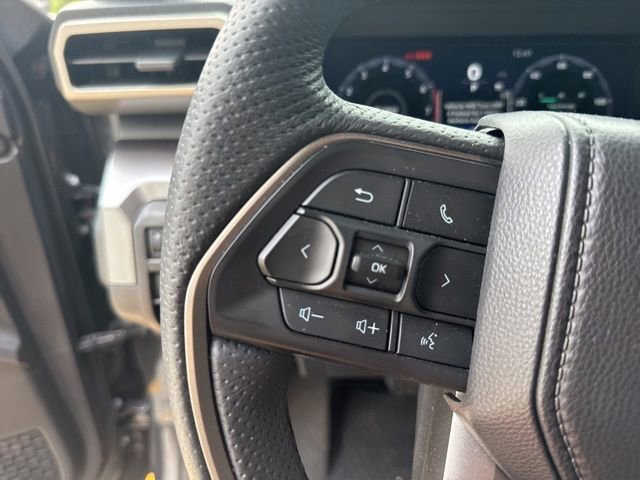Used 2025 Toyota Tacoma SR5 AWD/4WD image 22