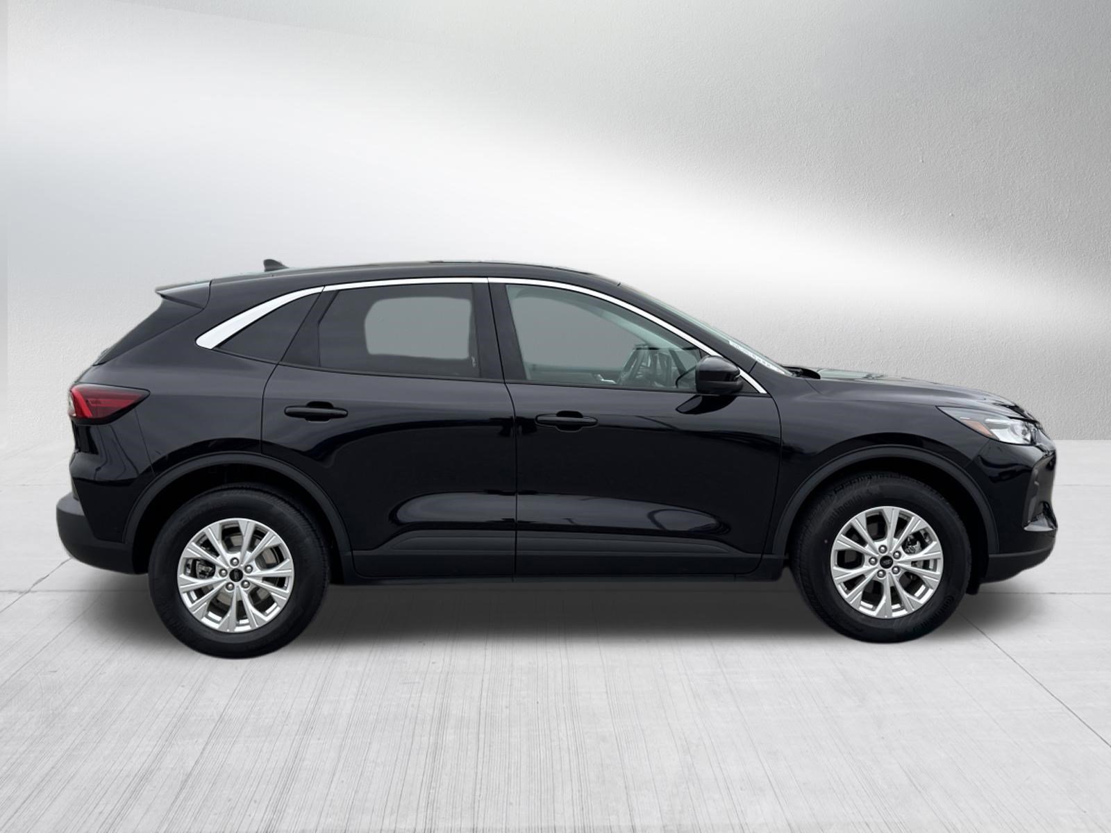Certified 2023 Ford Escape Active w/ Tech Pack #2 AWD/4WD image 7