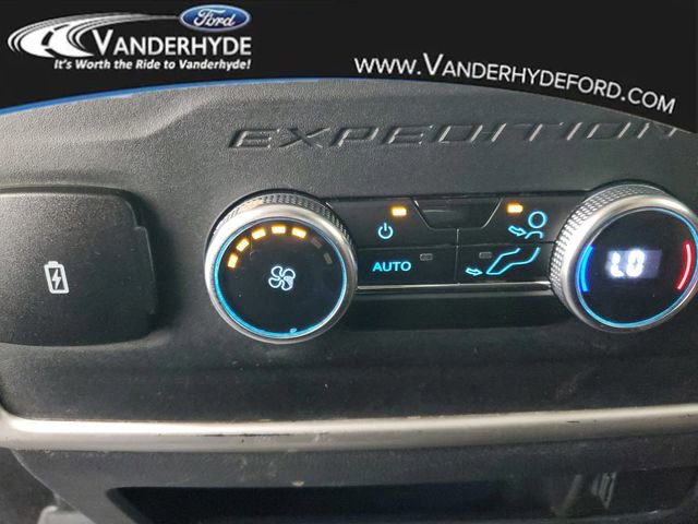 Certified 2024 Ford Expedition Max XLT image 17