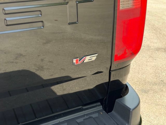 Used 2021 Chevrolet Colorado Z71 w/ Z71 Midnight Edition AWD/4WD image 31