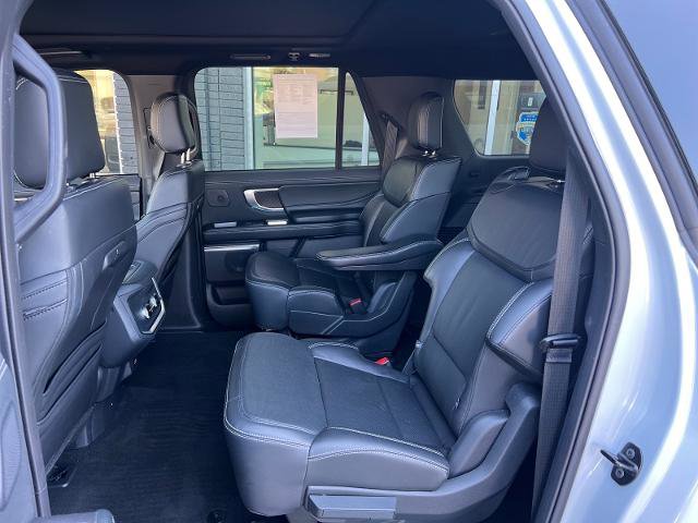 Certified 2025 Ford Expedition Max Platinum w/ Stealth Performance Package image 10