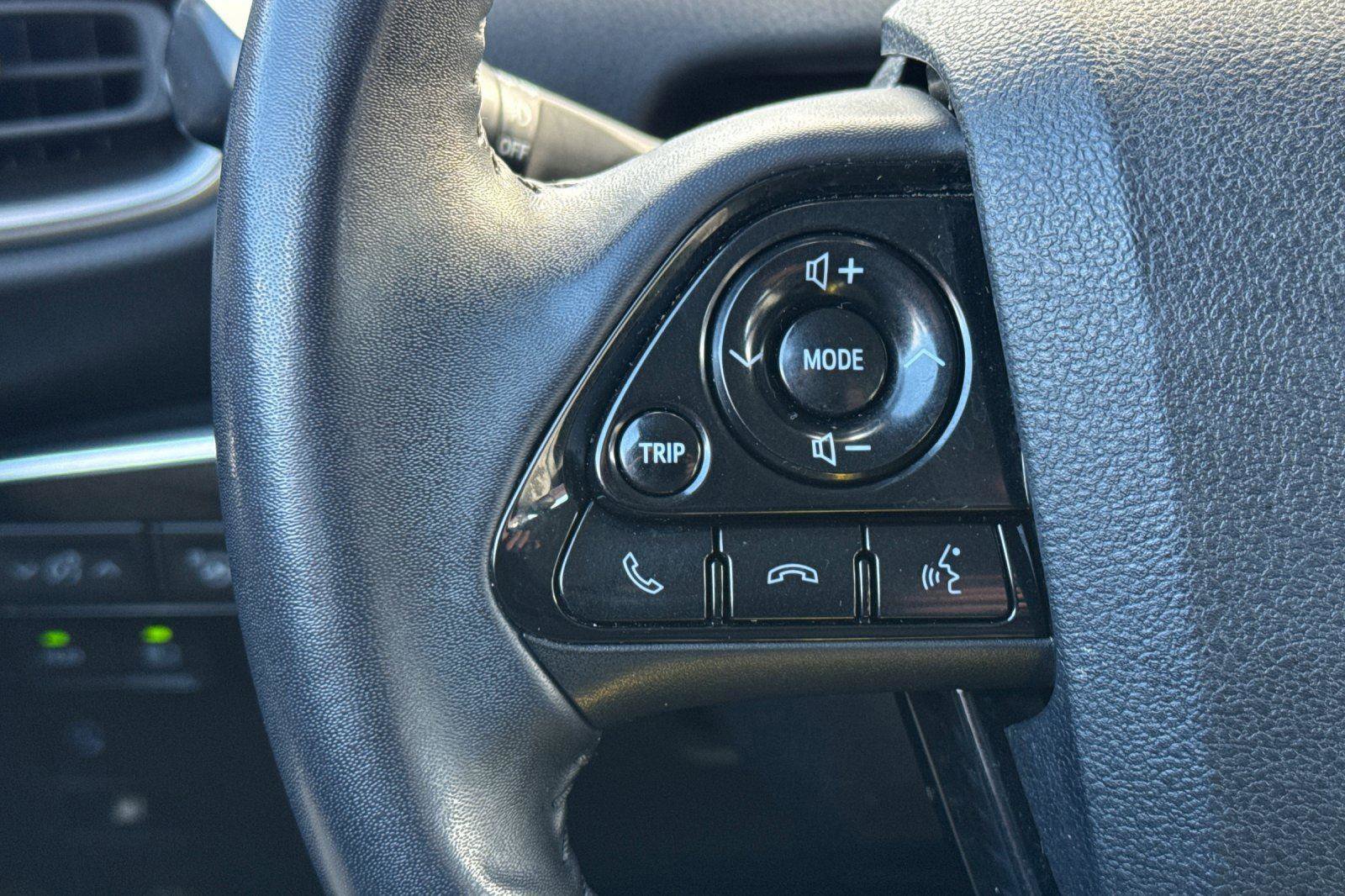 Used 2022 Toyota Prius Prime Limited image 26