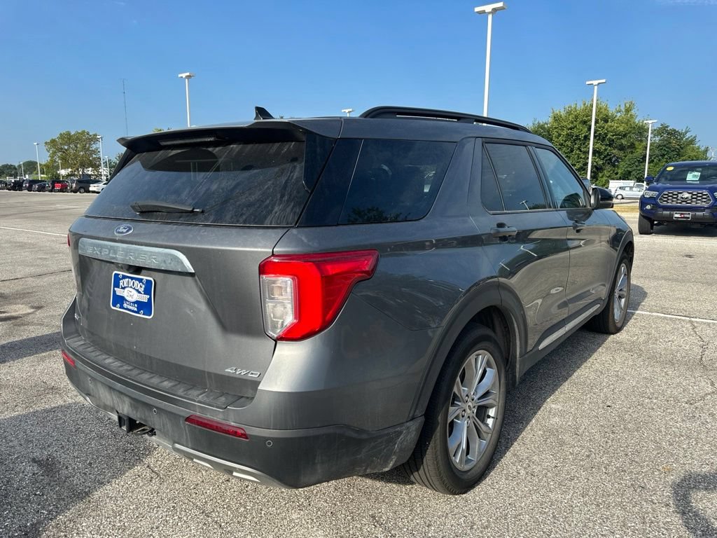 Certified 2024 Ford Explorer XLT w/ Equipment Group 202A AWD/4WD image 6