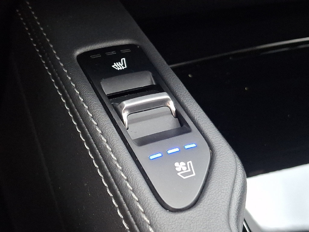 Used 2022 Kia Telluride SX w/ SX Prestige Package AWD/4WD image 27