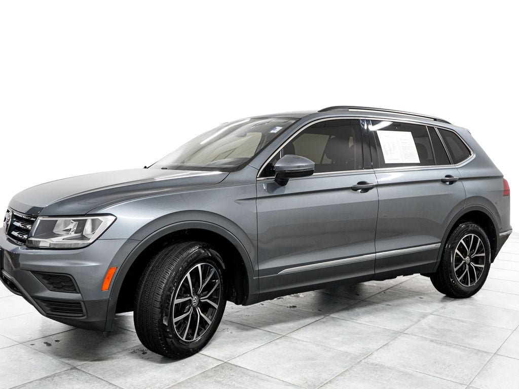 Used 2021 Volkswagen Tiguan SE w/ Panoramic Sunroof Package AWD/4WD image 4