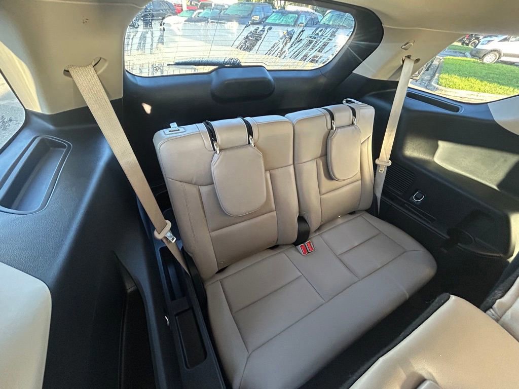 Certified 2023 Ford Explorer XLT w/ Equipment Group 202A image 26