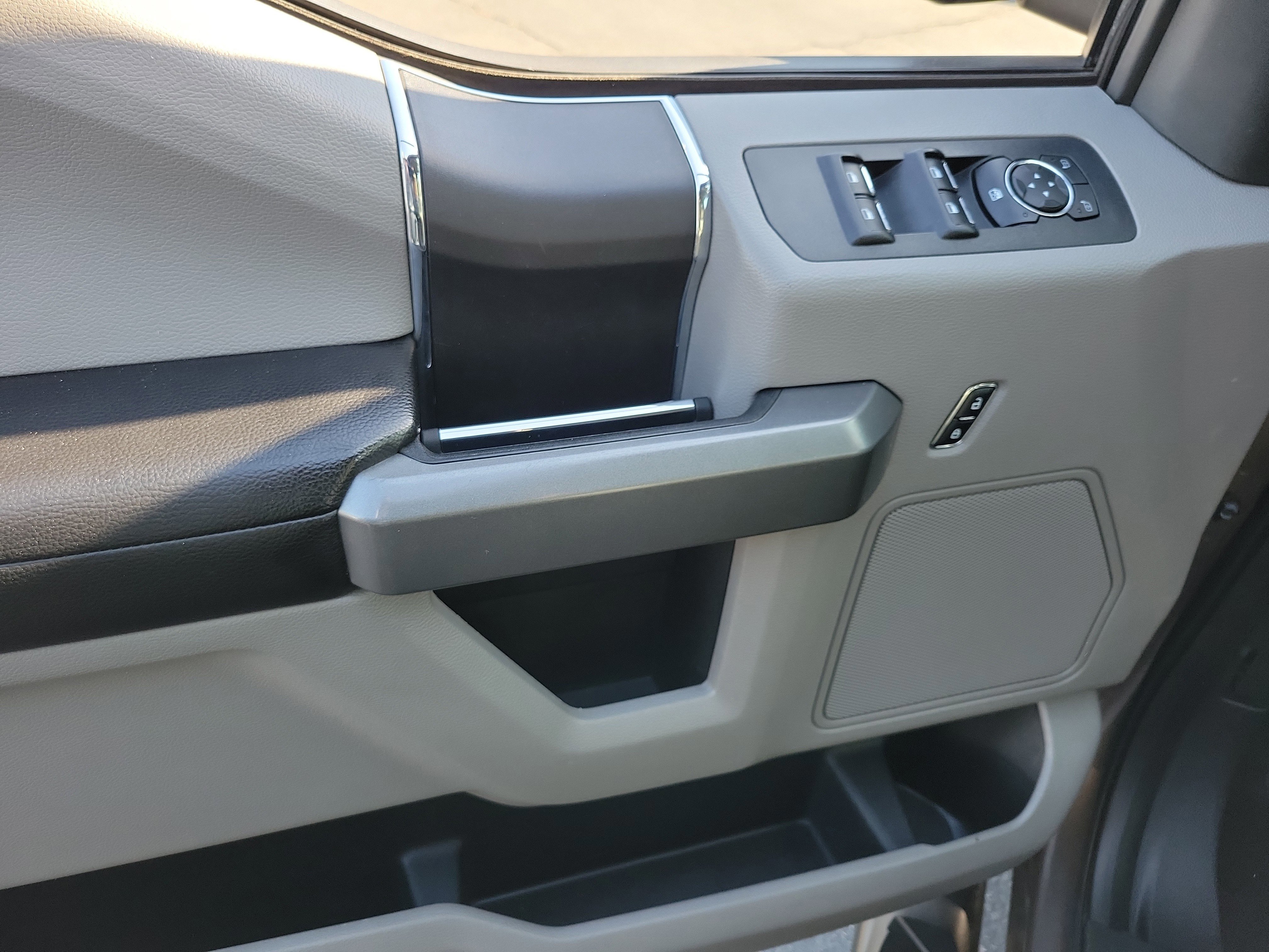 Certified 2018 Ford F150 XLT w/ Equipment Group 301A Mid AWD/4WD image 13