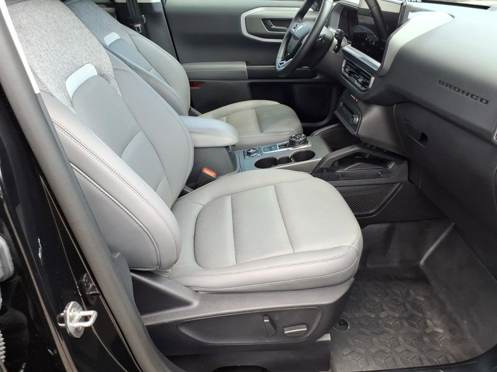Certified 2025 Ford Bronco Sport Badlands AWD/4WD image 8