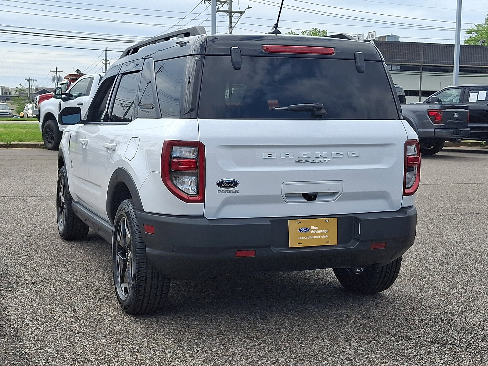 Certified 2023 Ford Bronco Sport Outer Banks AWD/4WD image 8