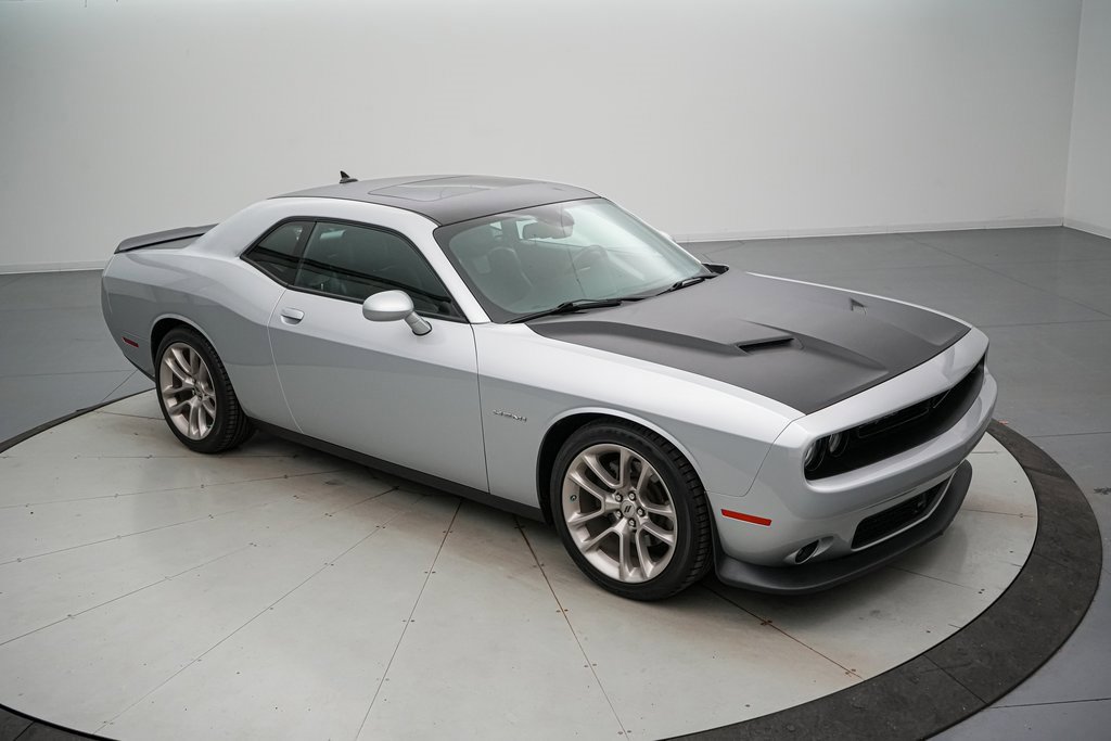 Used 2020 Dodge Challenger R/T image 2