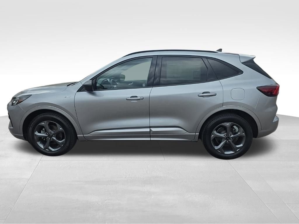 Certified 2024 Ford Escape ST-Line w/ Tech Pack #1 AWD/4WD image 10