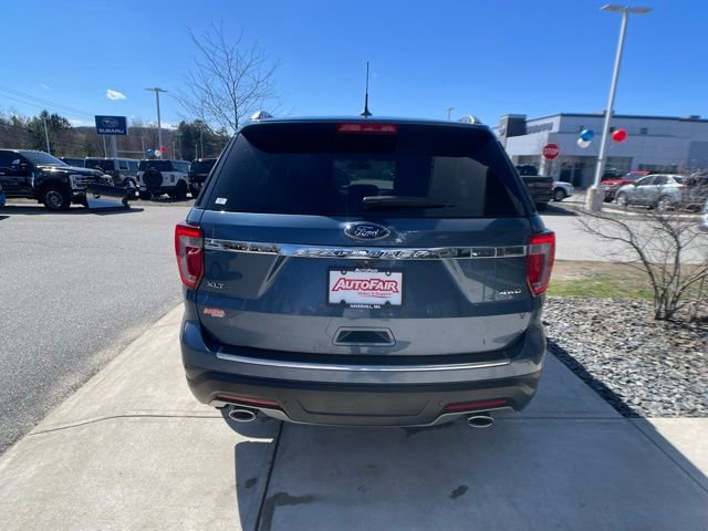 Certified 2018 Ford Explorer XLT w/ Equipment Group 201A AWD/4WD image 8