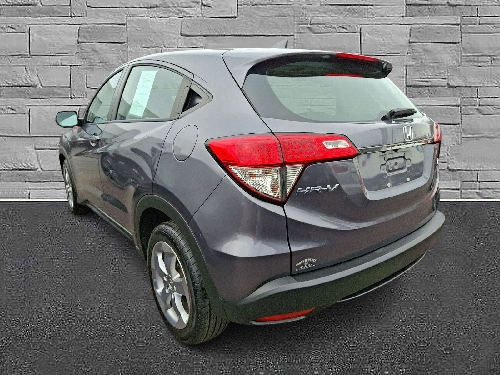 Used 2021 Honda HR-V LX image 7