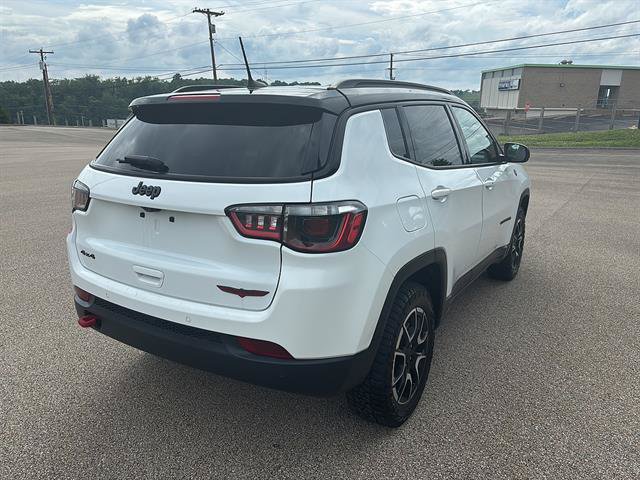 Used 2024 Jeep Compass Trailhawk AWD/4WD image 4