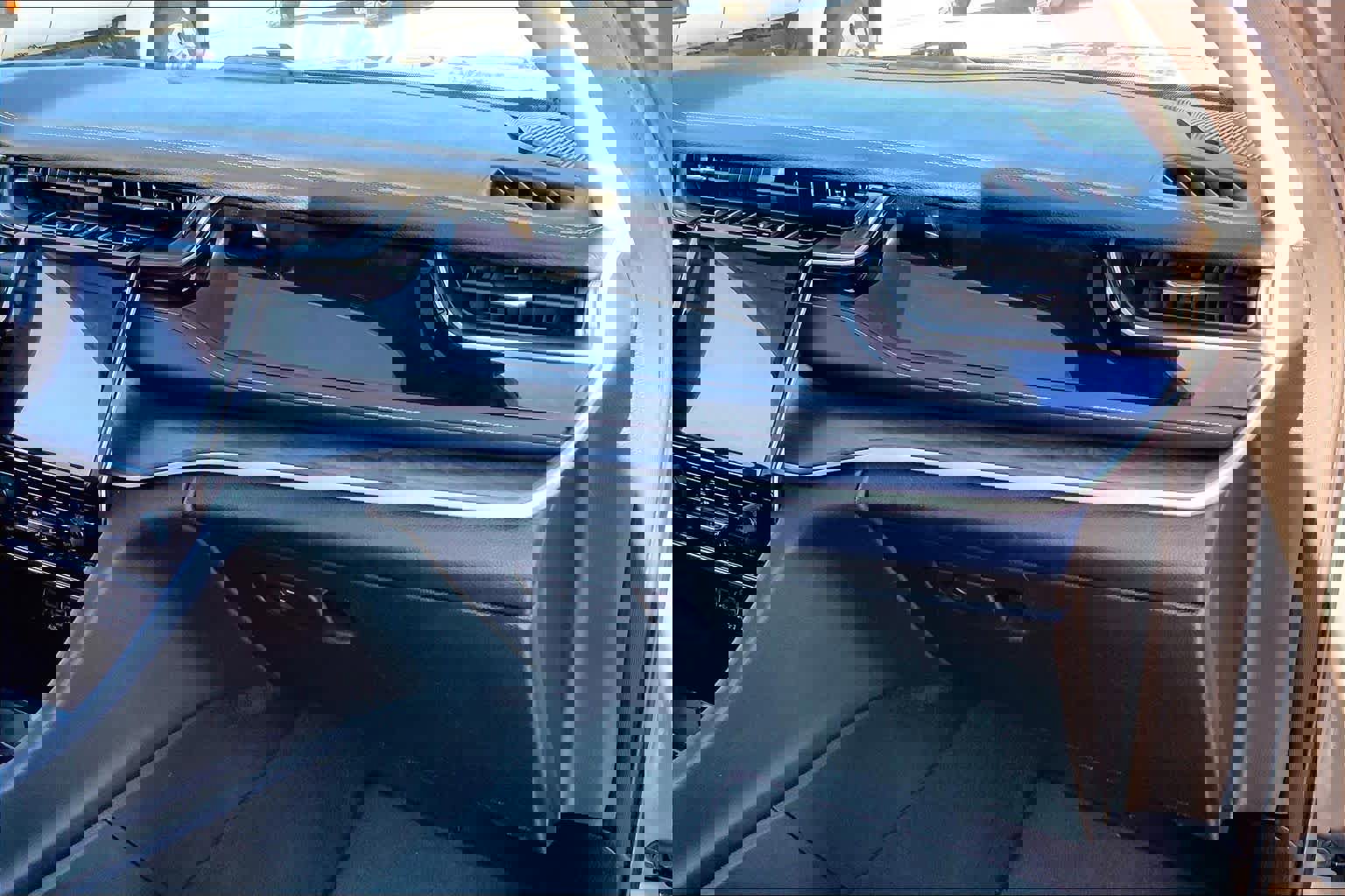 Used 2023 Jeep Grand Cherokee 4WD 4xe image 16