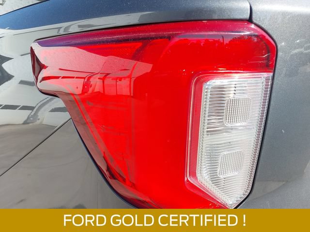 Certified 2022 Ford Explorer XLT w/ Equipment Group 202A AWD/4WD image 32