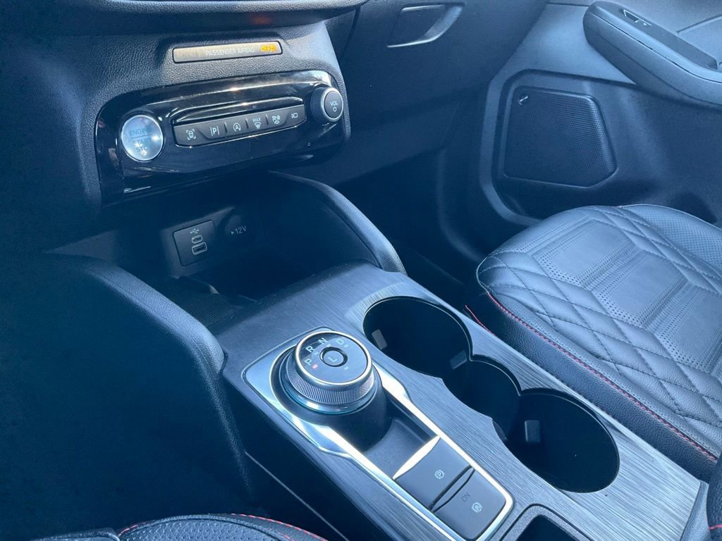 Certified 2024 Ford Escape ST-Line Elite w/ Premium Technology Package image 77