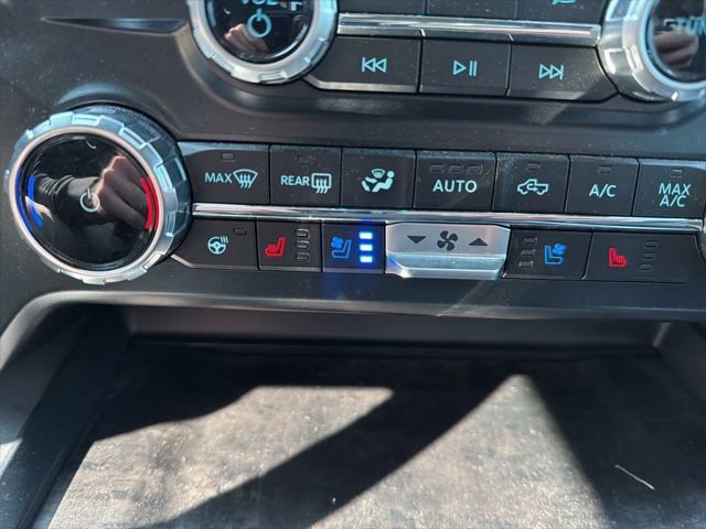 Certified 2024 Ford F250 Lariat w/ FX4 Off-Road Package image 38