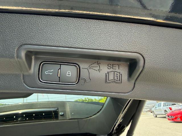 Certified 2025 Ford Explorer ST AWD/4WD image 10