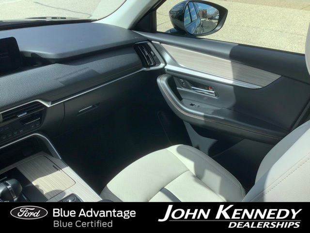 Used 2024 MAZDA CX-90 3.3 Turbo w/ Preferred Package AWD/4WD image 22
