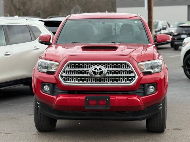 Used 2016 Toyota Tacoma SR image 35