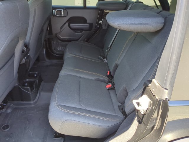Used 2024 Jeep Wrangler Unlimited Sport AWD/4WD image 28