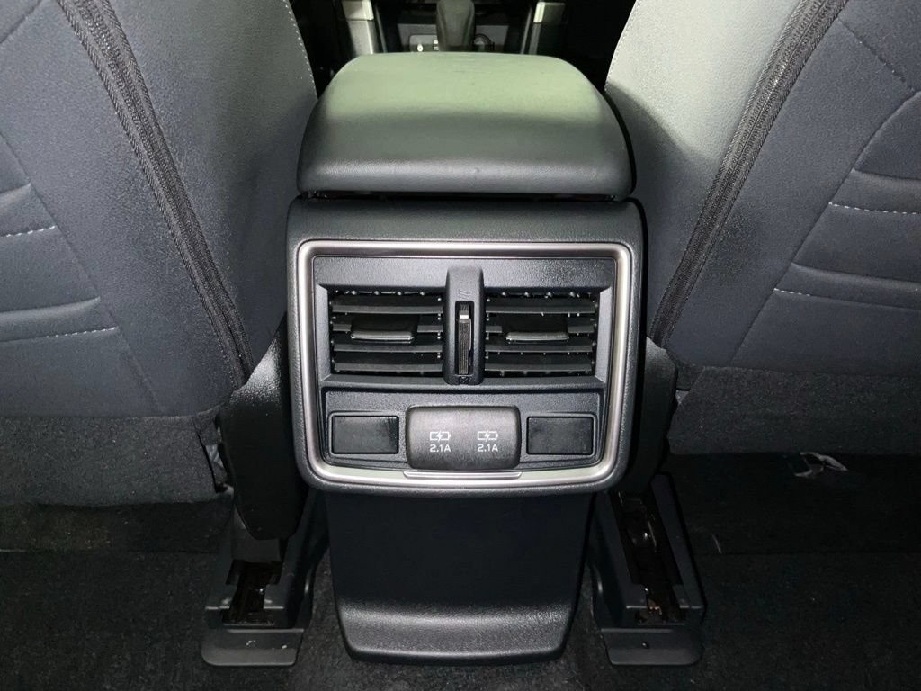 Used 2019 Subaru Forester Premium AWD/4WD image 18