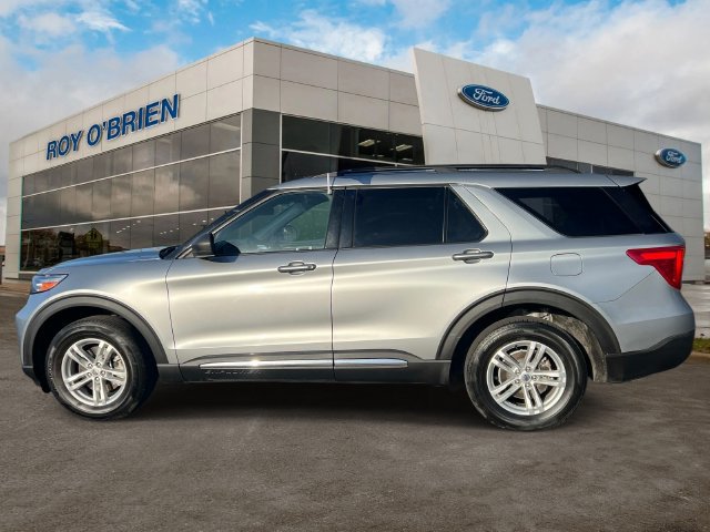 Certified 2020 Ford Explorer XLT w/ Equipment Group 202A AWD/4WD image 2