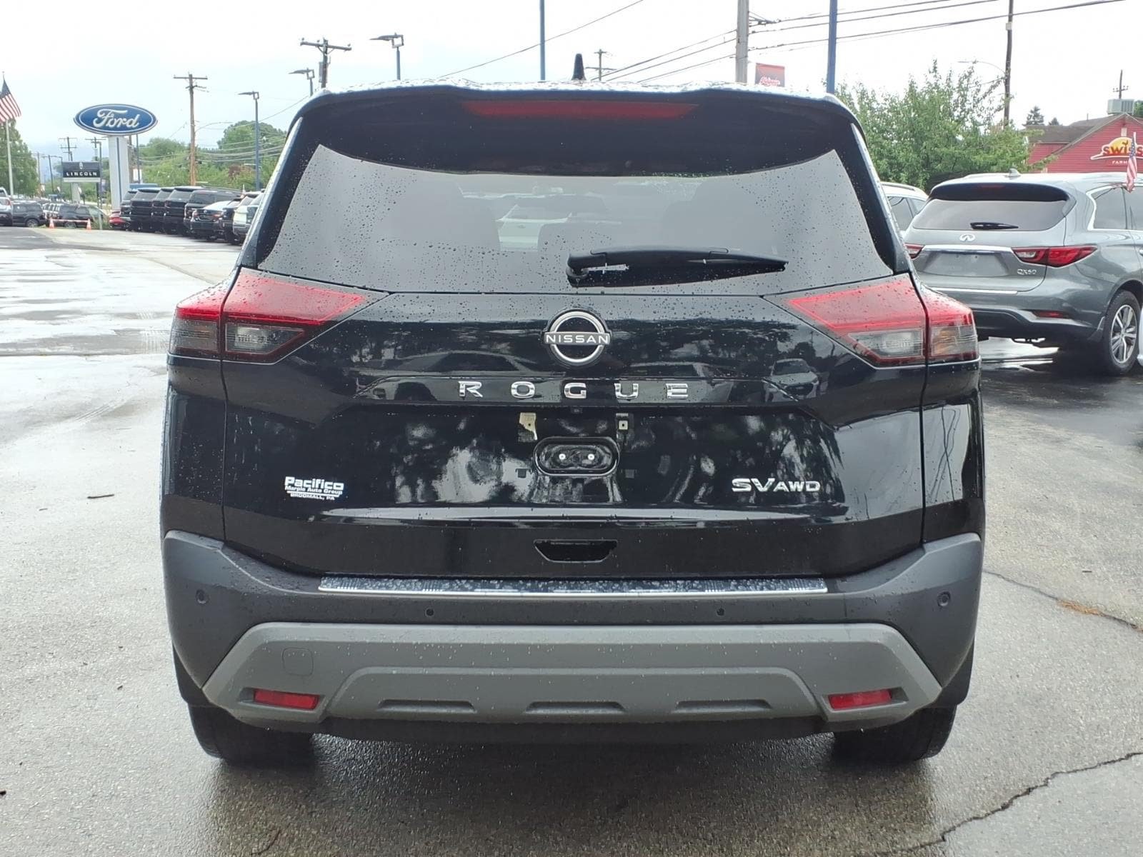 Used 2023 Nissan Rogue SV AWD/4WD image 4