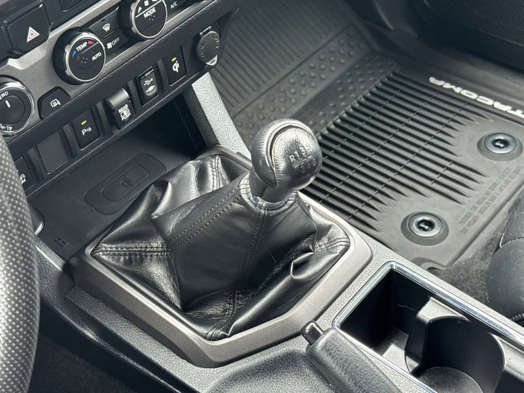 Used 2019 Toyota Tacoma 4x4 Double Cab image 19