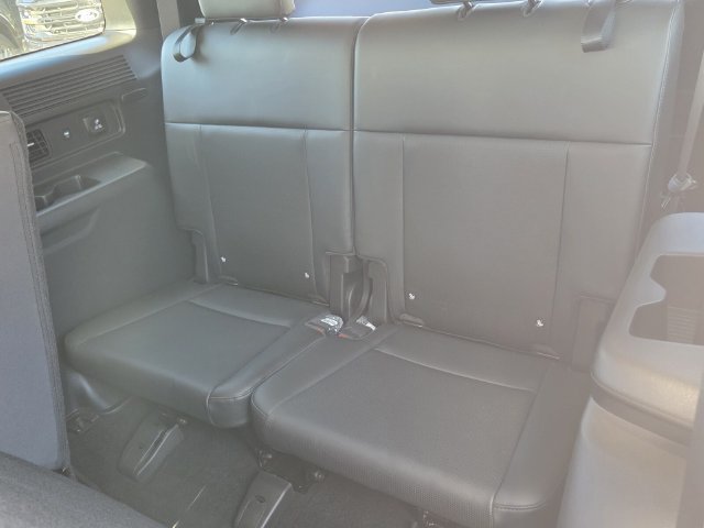 Used 2024 Hyundai Santa Fe Limited FWD image 14