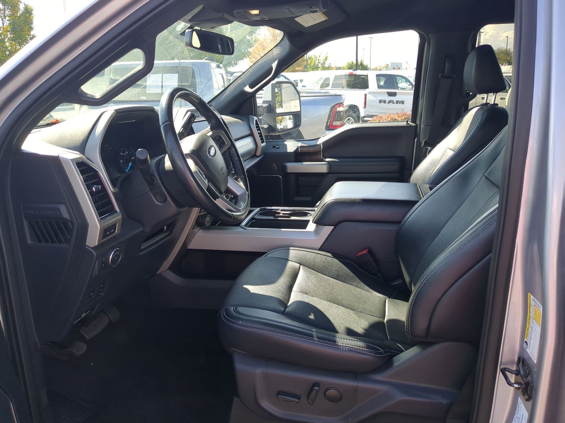 Certified 2022 Ford F250 Lariat w/ Lariat Ultimate Package AWD/4WD image 18