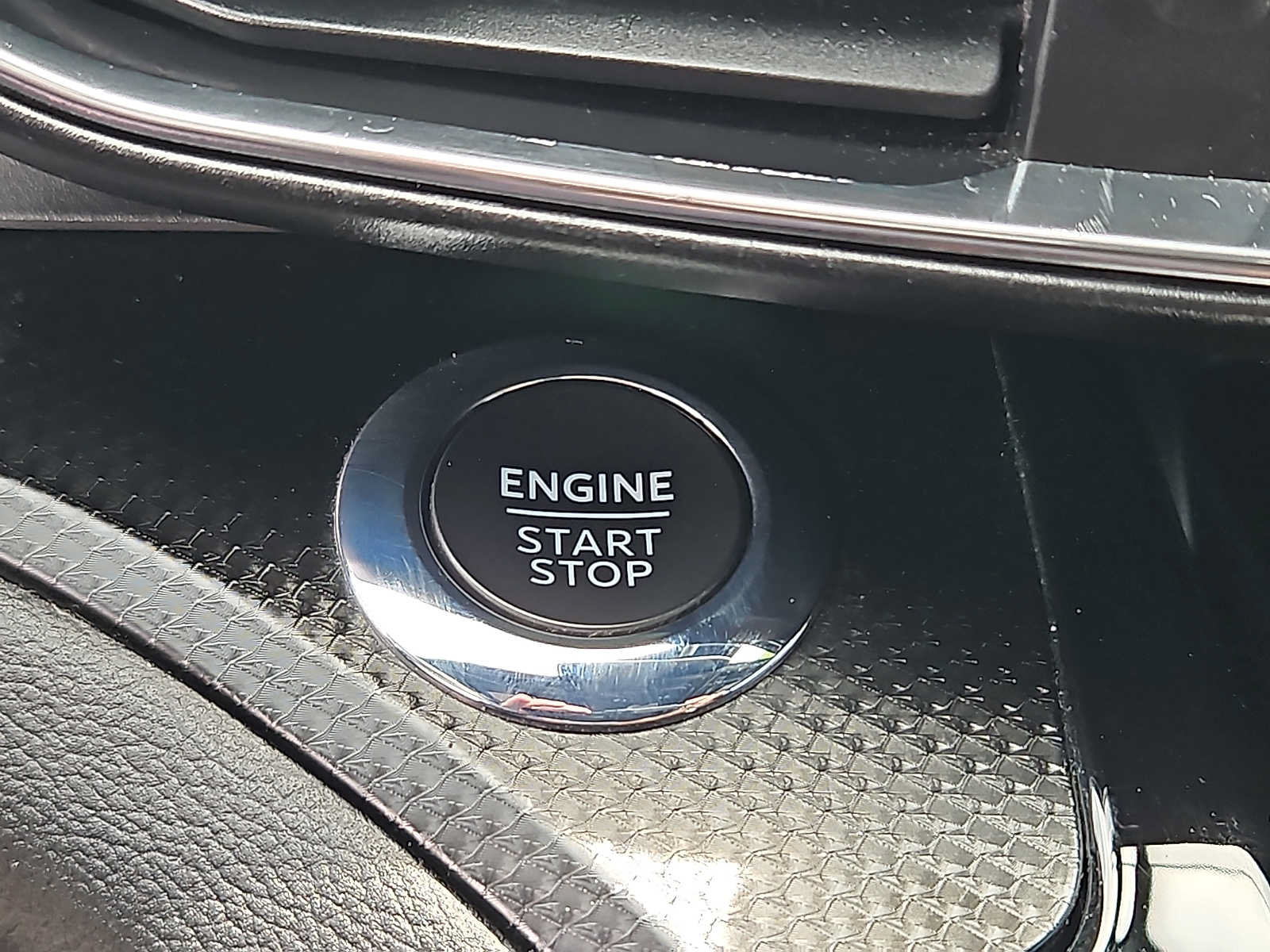 Certified 2022 Ford Explorer ST-Line AWD/4WD image 25