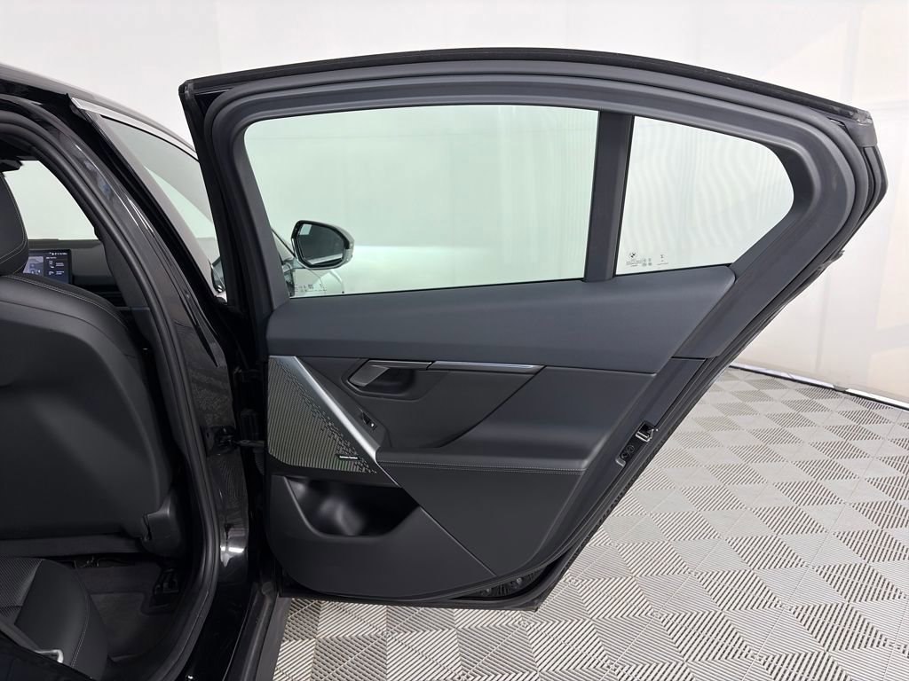 Used 2024 BMW 530i xDrive image 27