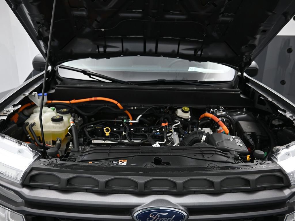 Certified 2023 Ford Maverick XLT image 43