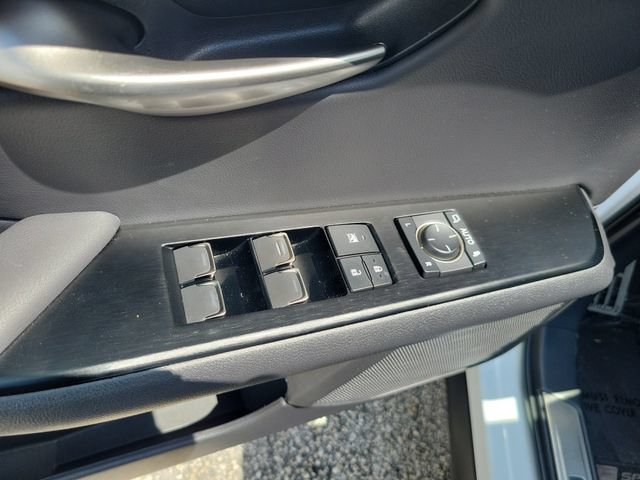 Used 2024 Lexus UX 250h F Sport FWD image 18