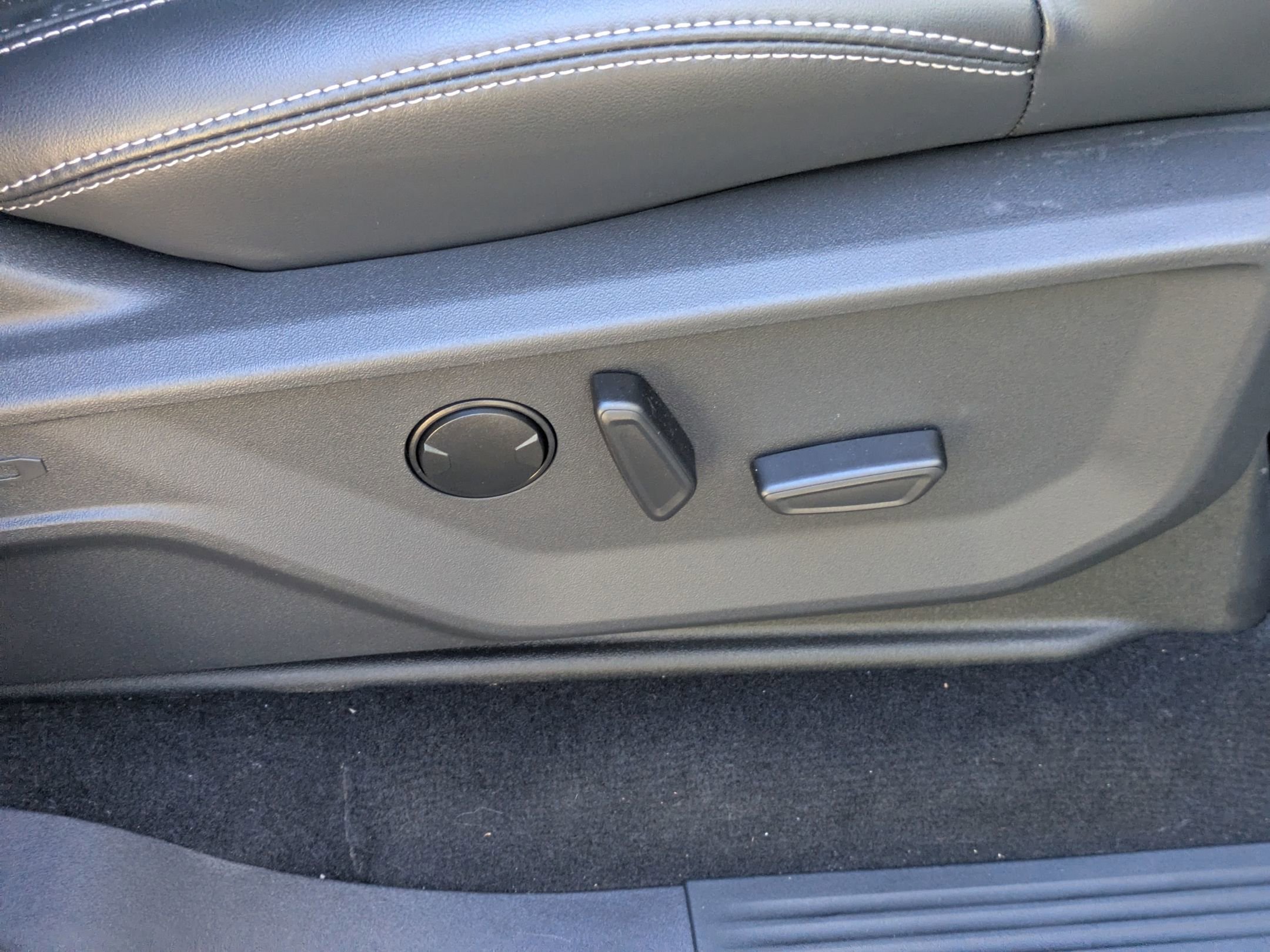 Certified 2025 Ford Expedition Platinum w/ Stealth Performance Package image 43