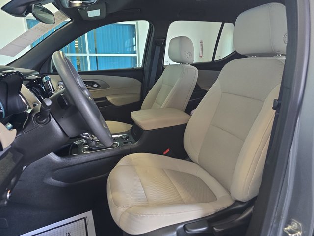 Used 2023 Chevrolet Traverse LS w/ Safety Package image 7