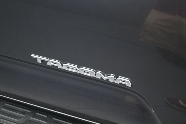 Used 2023 Toyota Tacoma TRD Sport AWD/4WD image 28