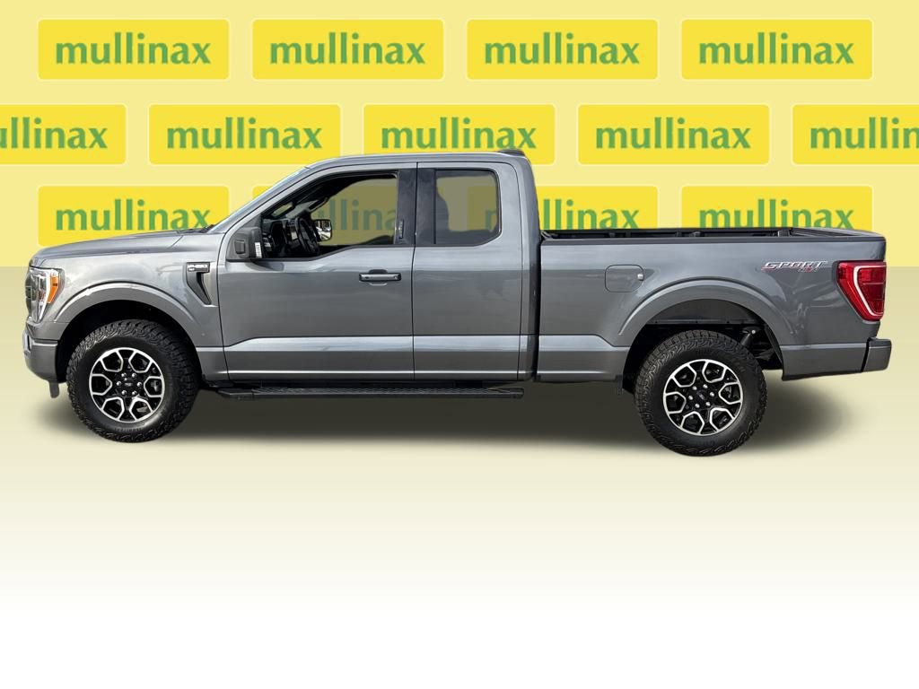 Certified 2022 Ford F150 XLT w/ Equipment Group 302A High image 10