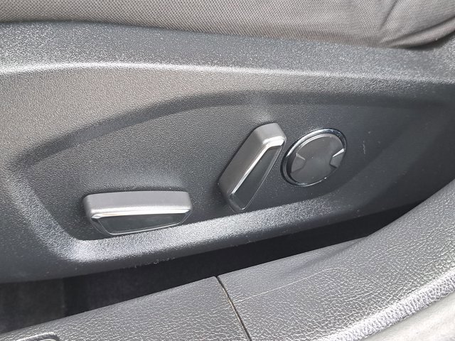 Certified 2020 Ford Fusion SE image 19