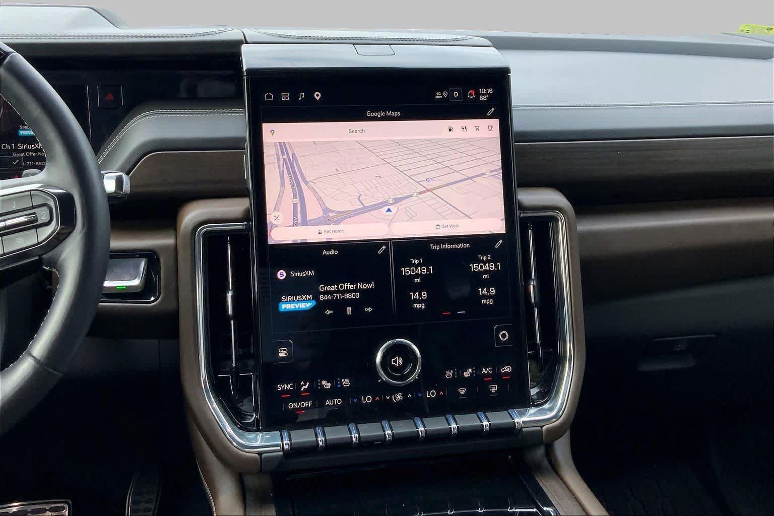 Used 2025 GMC Yukon XL Denali Ultimate w/ LPO, Floor Liner Package AWD/4WD image 7