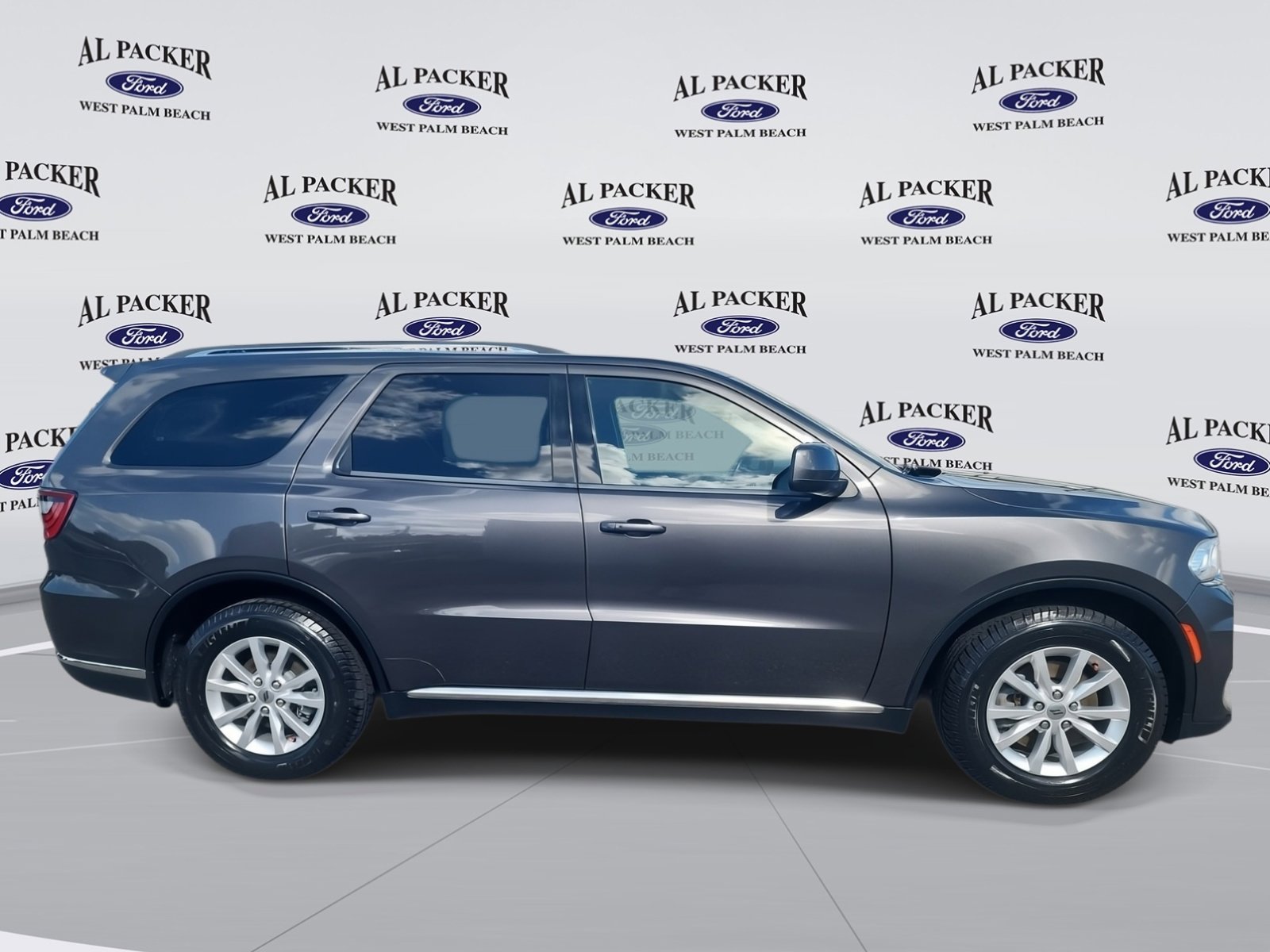Used 2021 Dodge Durango SXT image 6