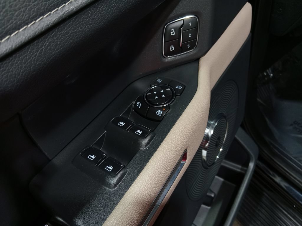 Certified 2024 Ford Expedition Max Limited RWD image 19