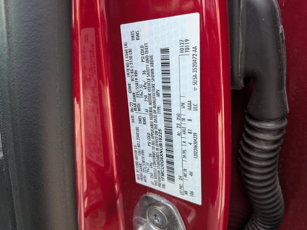 Certified 2022 Ford Escape SE w/ SE Sport Appearance Package FWD image 38