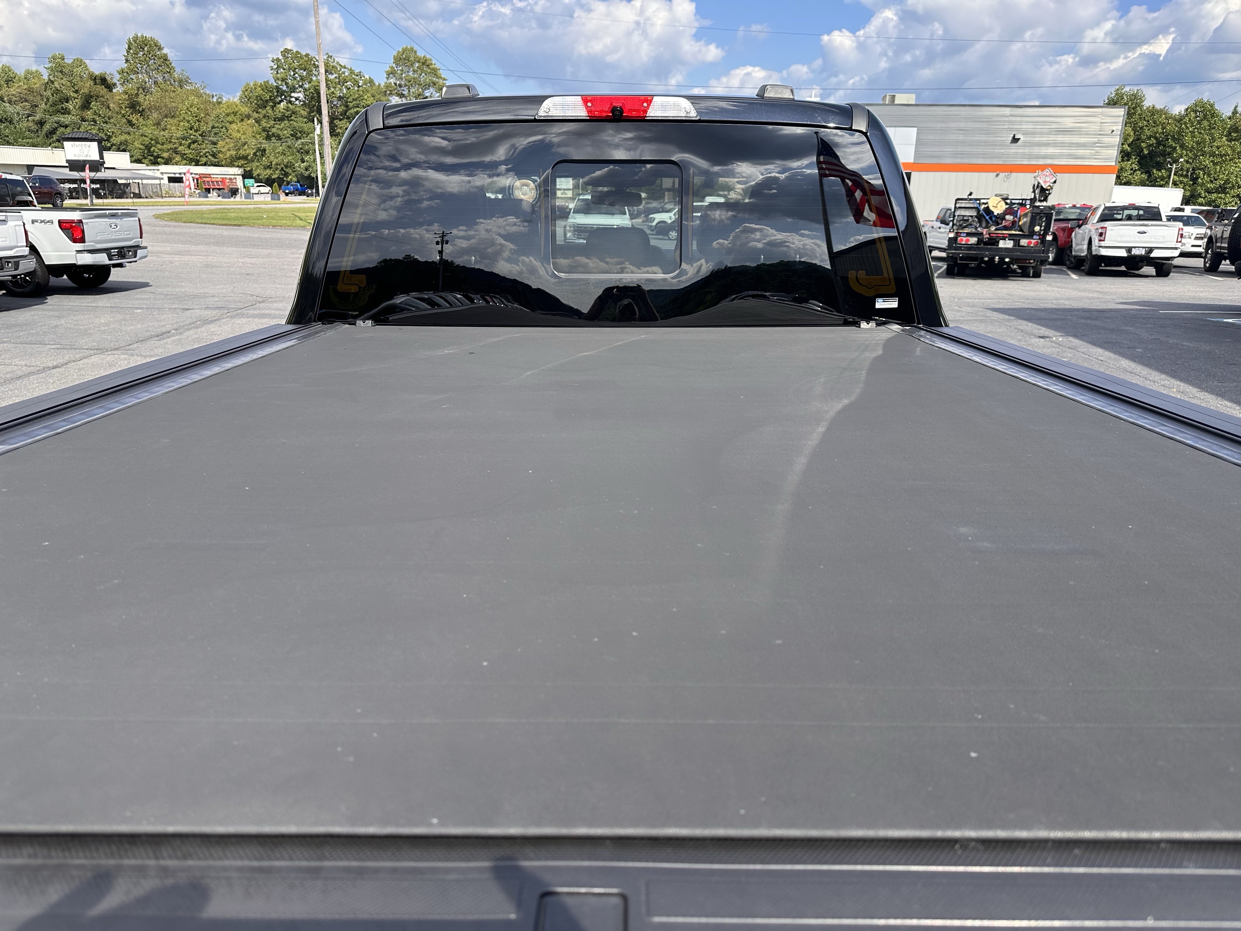 Certified 2025 Ford F250 Platinum AWD/4WD image 9