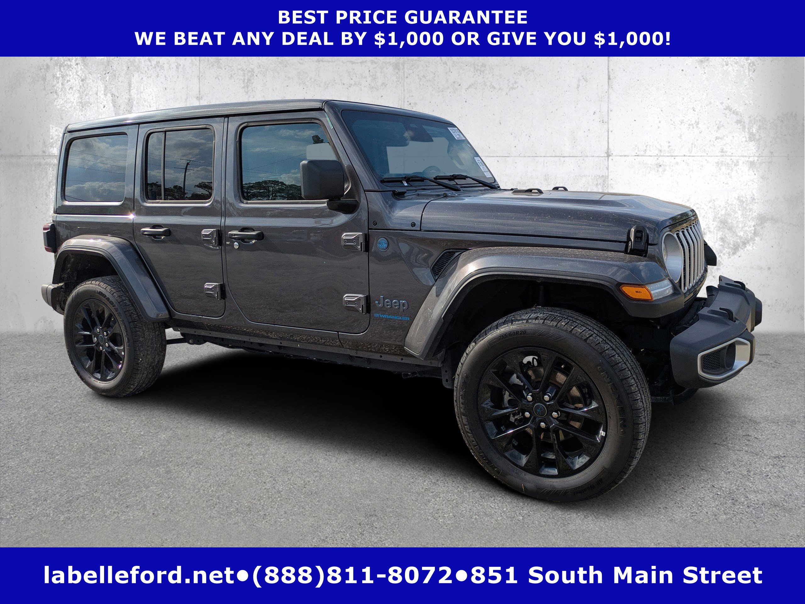 Used 2025 Jeep Wrangler Unlimited Sahara w/ Safety Group