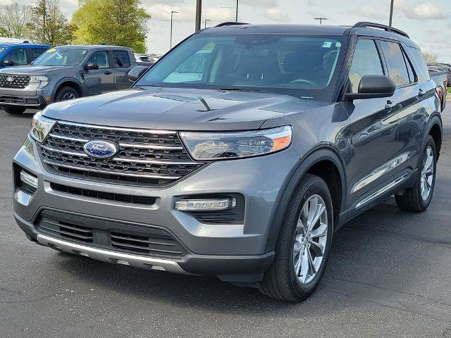 Certified 2023 Ford Explorer XLT w/ Equipment Group 202A AWD/4WD image 2