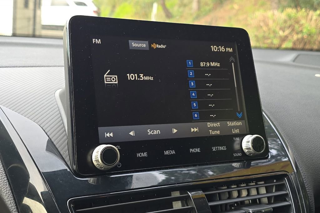 Used 2022 Mitsubishi Eclipse Cross LE image 18