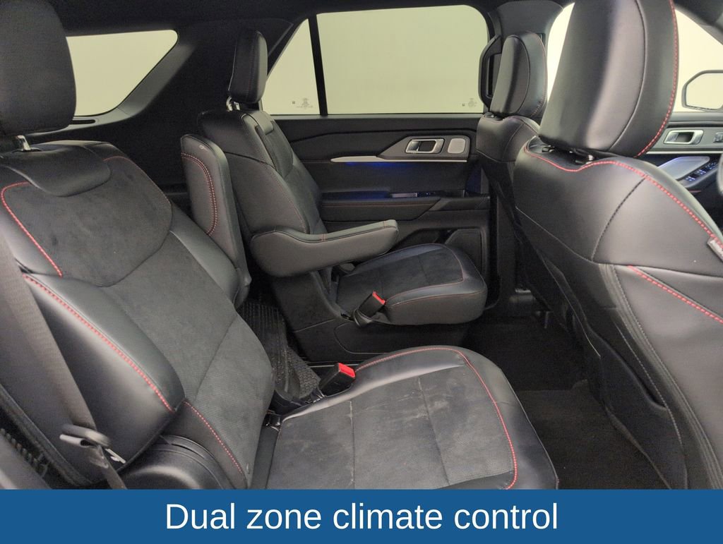 Certified 2025 Ford Explorer ST w/ Sun And Sound Package AWD/4WD image 16